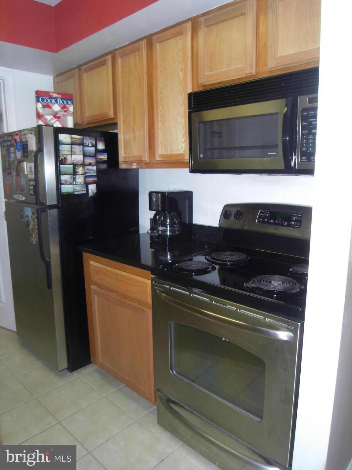 14905 Rydell Road, Unit 304 Centreville, VA 20121 - Photo 3 of 30 Kitchen
