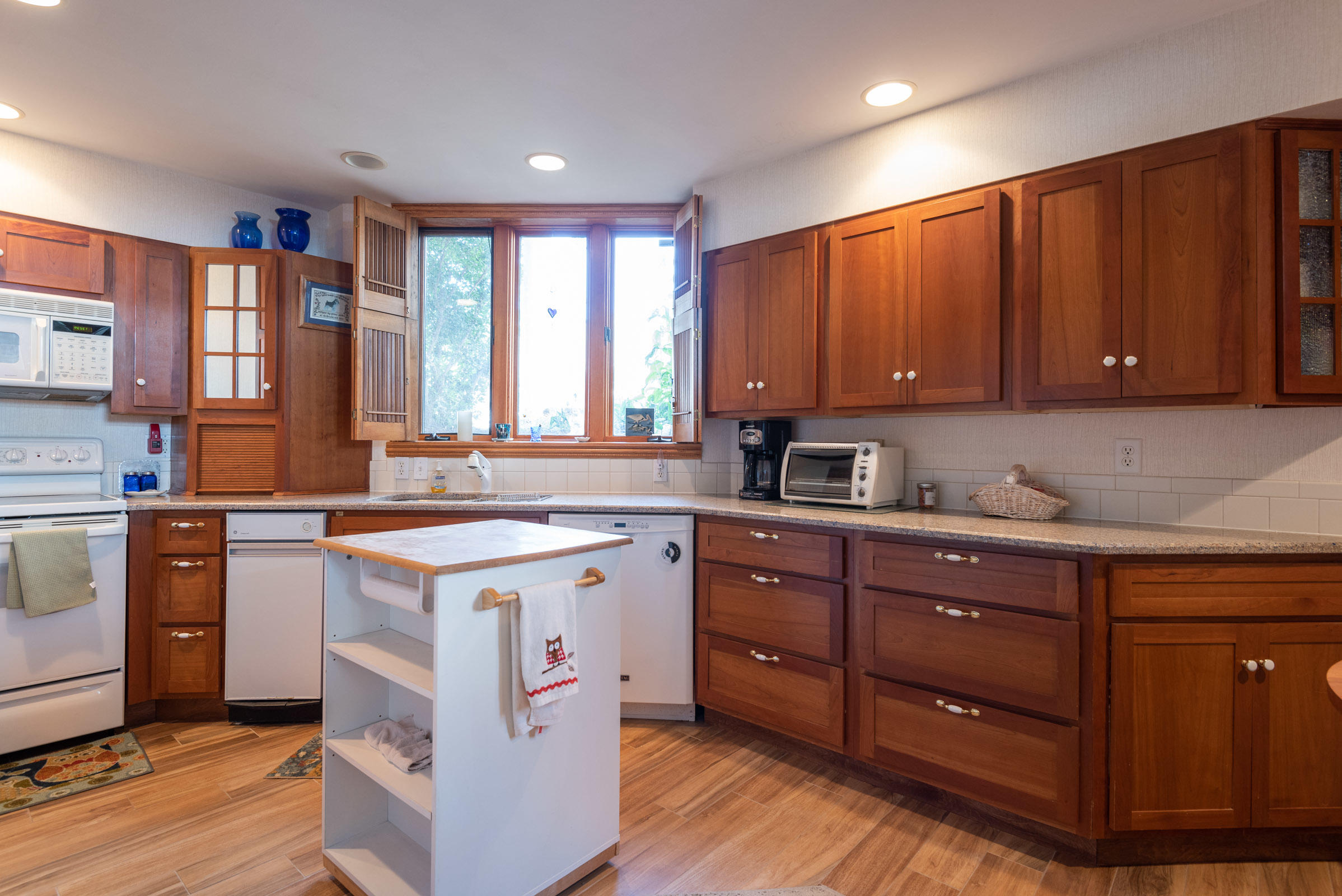 6180 Murray Road, Unit 101 Whitehall, MI 49461 - Photo 15 of 48 6180_Murray_Rd__101-14