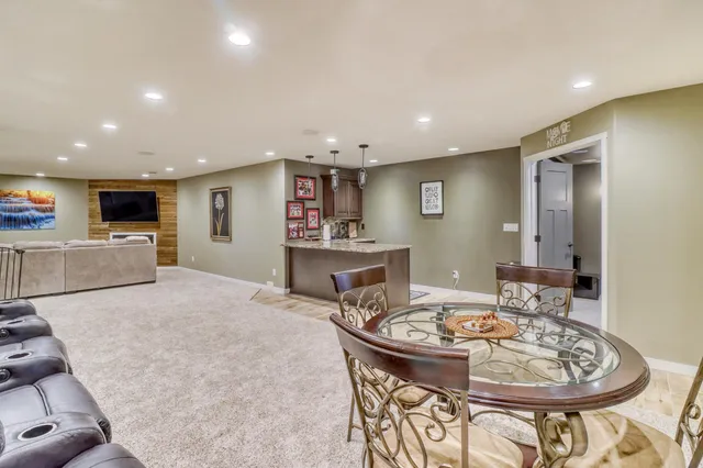 $899,900 | 2607 McLeod Drive East, West Fargo, ND 58078