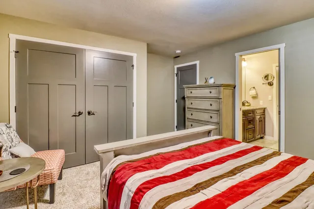 $899,900 | 2607 McLeod Drive East, West Fargo, ND 58078