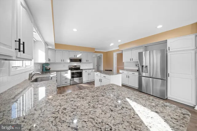 $650,000 | 29 Hillstream Road, Newark, DE 19711