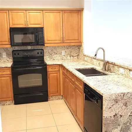$1,995 | 6336 Buford Street, Unit 306, Orlando, FL 32835
