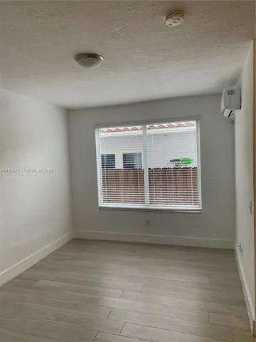 $1,400 | 712 Southwest 56th Avenue, Unit 3B, Coral Gables, FL 33134