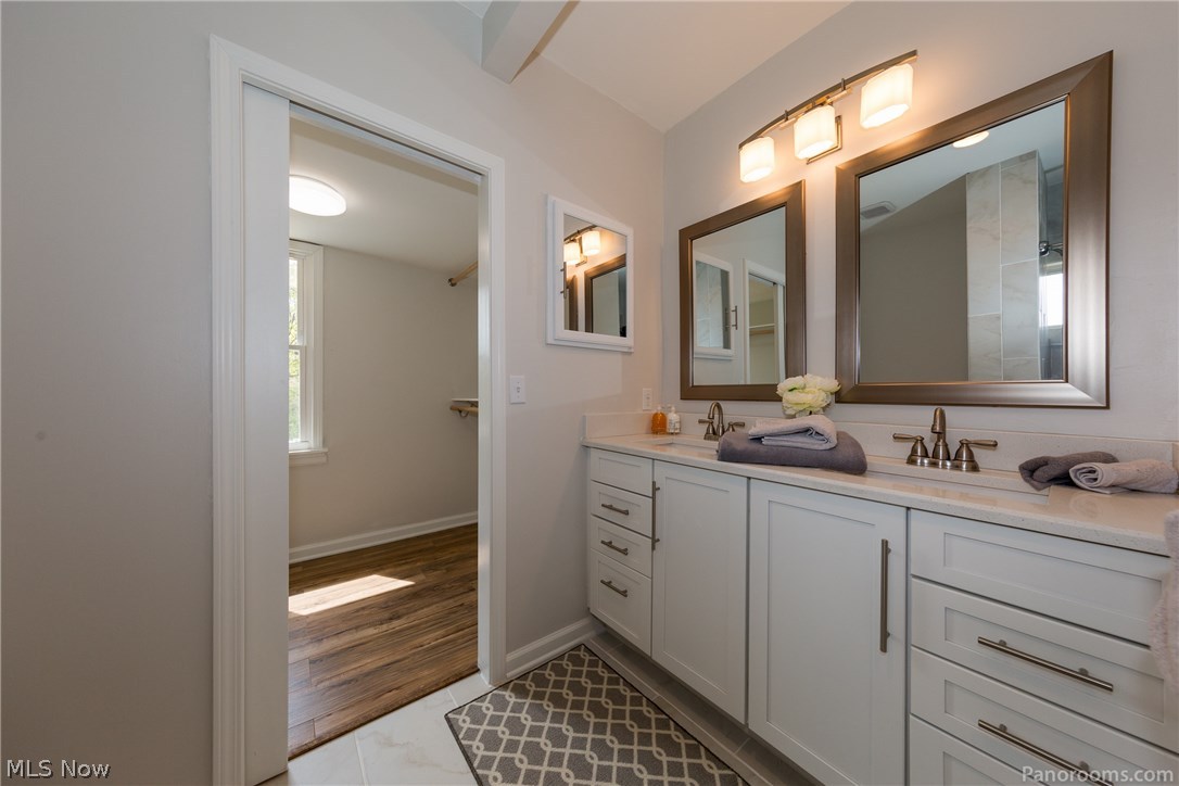 2638 Queenston Road Cleveland Heights, OH 44118 - Photo 23 of 35