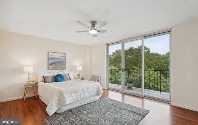 $2,950 | 3245 Rio Drive, Unit 915, Falls Church, VA 22041