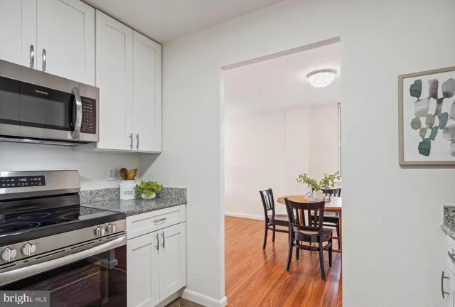 $2,950 | 3245 Rio Drive, Unit 915, Falls Church, VA 22041