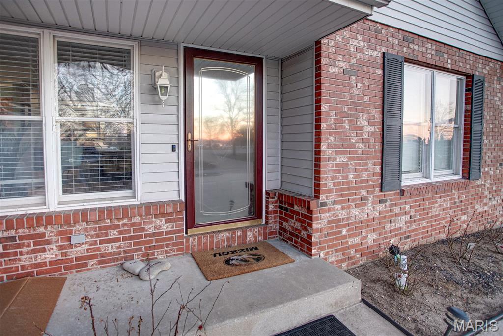 297 Maple Summit Road Jerseyville, IL 62052 - Photo 3 of 52