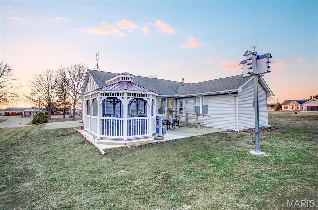 297 Maple Summit Road Jerseyville, IL 62052 - Photo 34 of 52