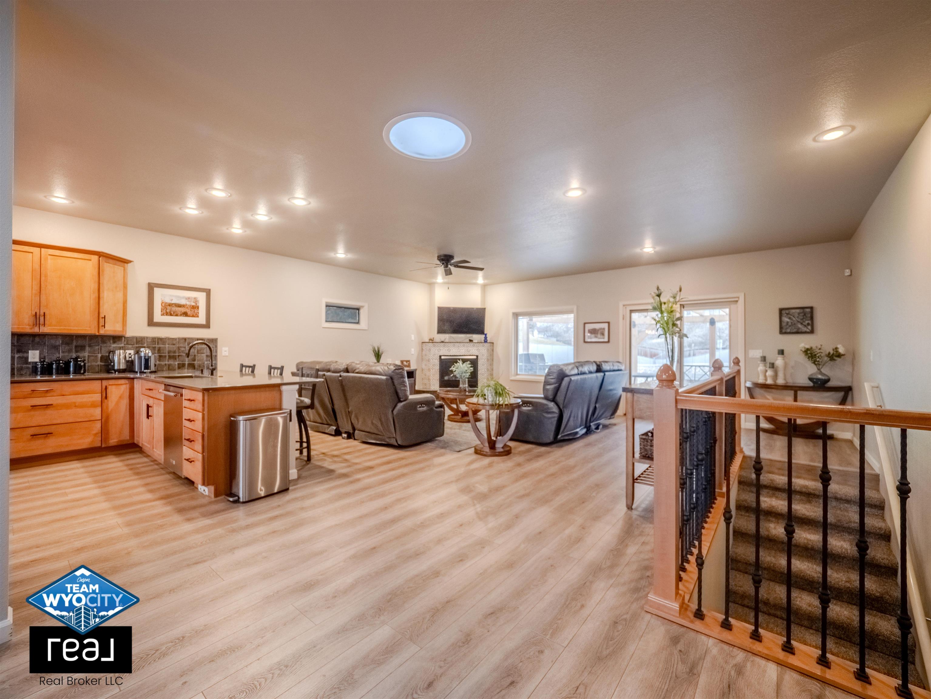 930 Recluse Court Casper, WY 82609 - Photo 2 of 45