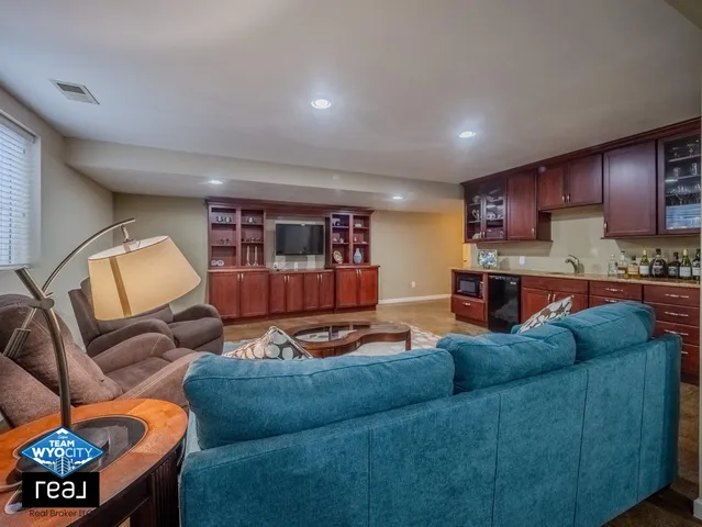 $600,000 | 930 Recluse Court, Casper, WY 82609