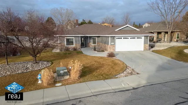 $600,000 | 930 Recluse Court, Casper, WY 82609
