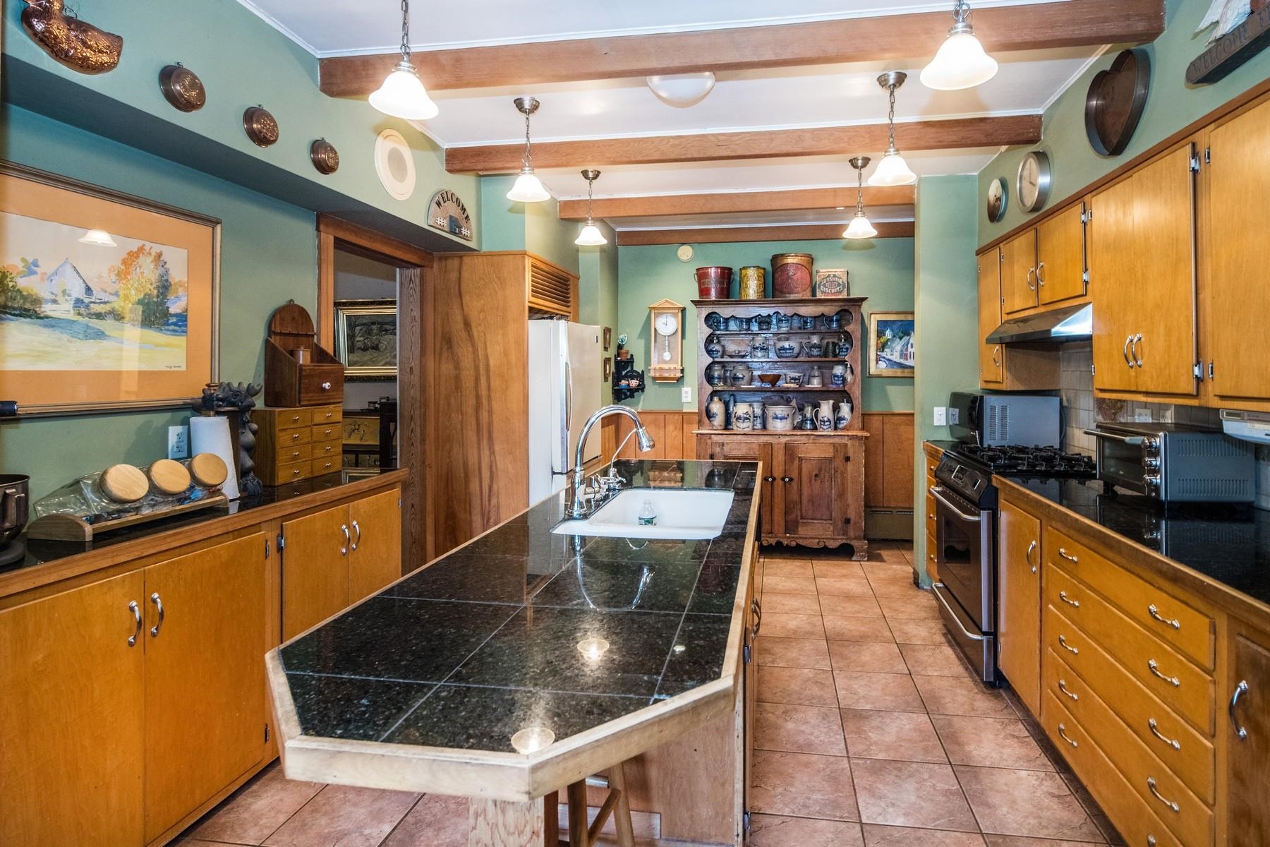 139 Killington Avenue Rutland, VT 05701 - Photo 5 of 33 Gallery Image 5