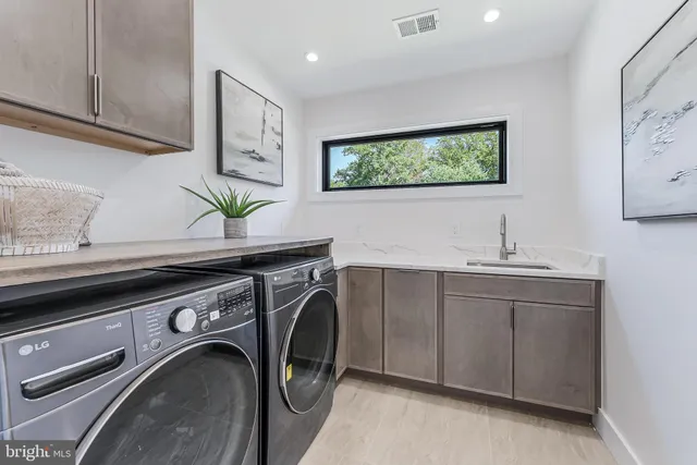 $1,145,000 | 5524 5th Street South, Arlington, VA 22204