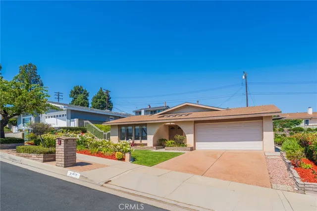 $1,995,000 | 27659 Flaming Arrow Drive, Rancho Palos Verdes, CA 90275