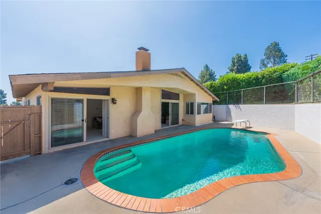 $1,995,000 | 27659 Flaming Arrow Drive, Rancho Palos Verdes, CA 90275