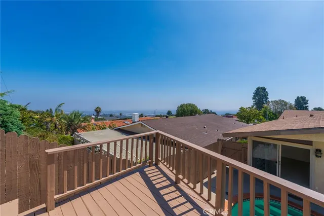 $1,995,000 | 27659 Flaming Arrow Drive, Rancho Palos Verdes, CA 90275