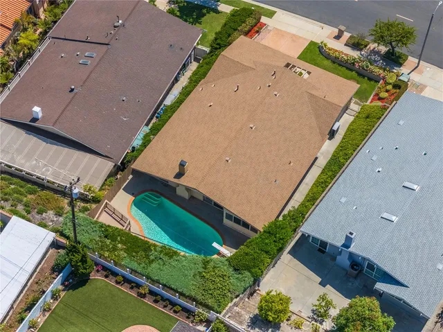 $1,995,000 | 27659 Flaming Arrow Drive, Rancho Palos Verdes, CA 90275