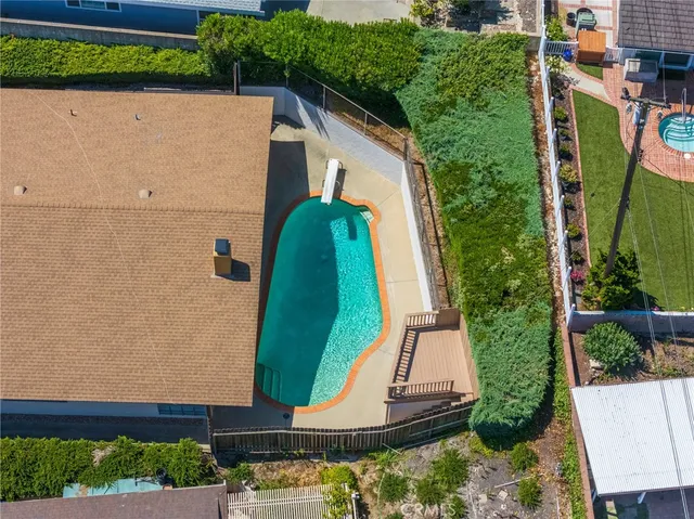 $1,995,000 | 27659 Flaming Arrow Drive, Rancho Palos Verdes, CA 90275