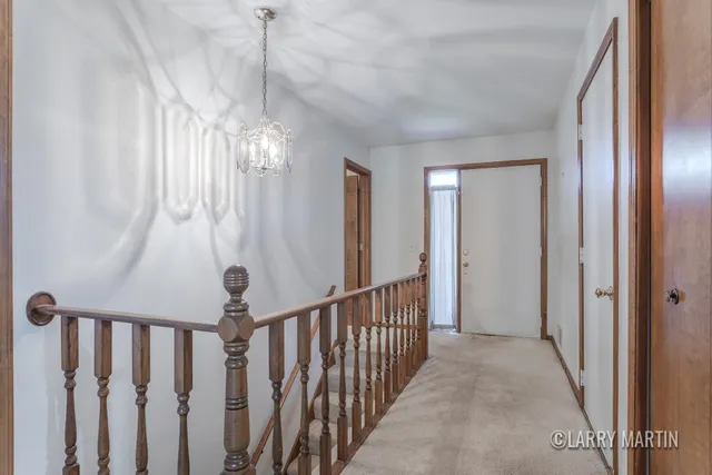 $250,000 | 2098 Cranbrook Drive Northeast, Grand Rapids, MI 49505