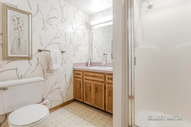 $250,000 | 2098 Cranbrook Drive Northeast, Grand Rapids, MI 49505