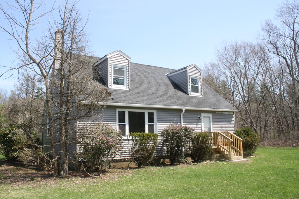 99 Long Plain Road Leverett, MA 01054 - Photo 1 of 19 Gallery Image 1