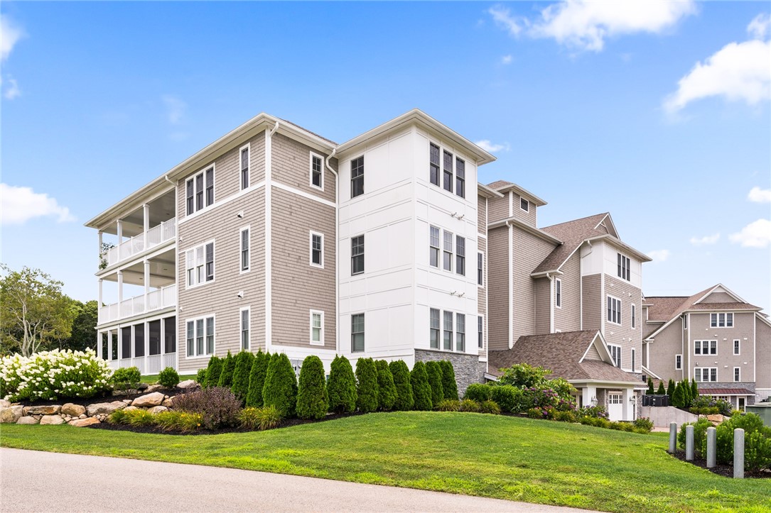 1 Compass Way, Unit 103 Westerly, RI 02891 - Photo 2 of 30