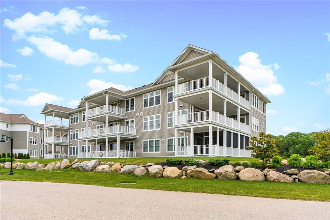 1 Compass Way, Unit 103 Westerly, RI 02891 - Photo 4 of 30