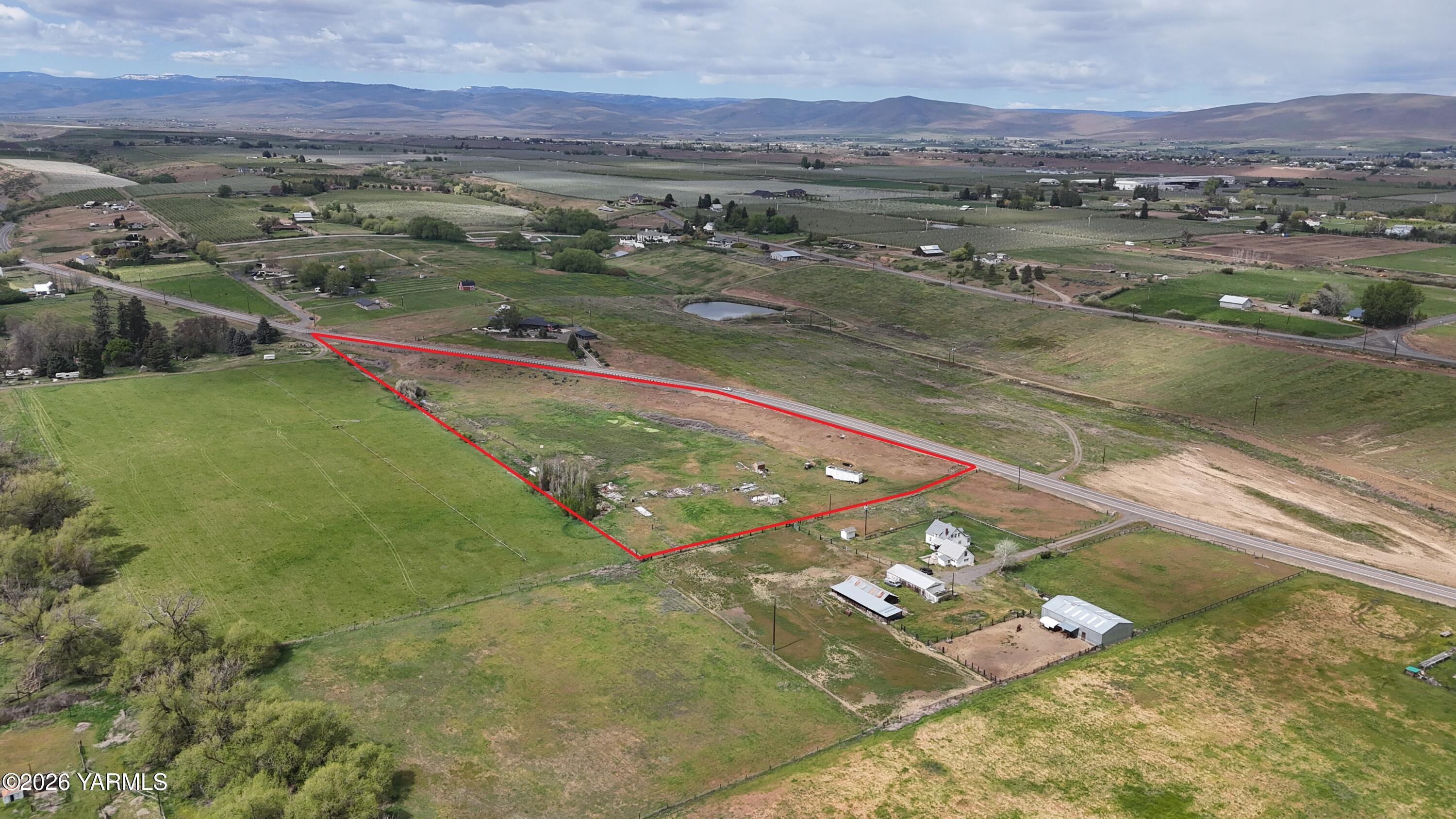 Nka Ahtanum Road Yakima, WA 98903 - Photo 2 of 8 DJI_20260420140920_0064_D