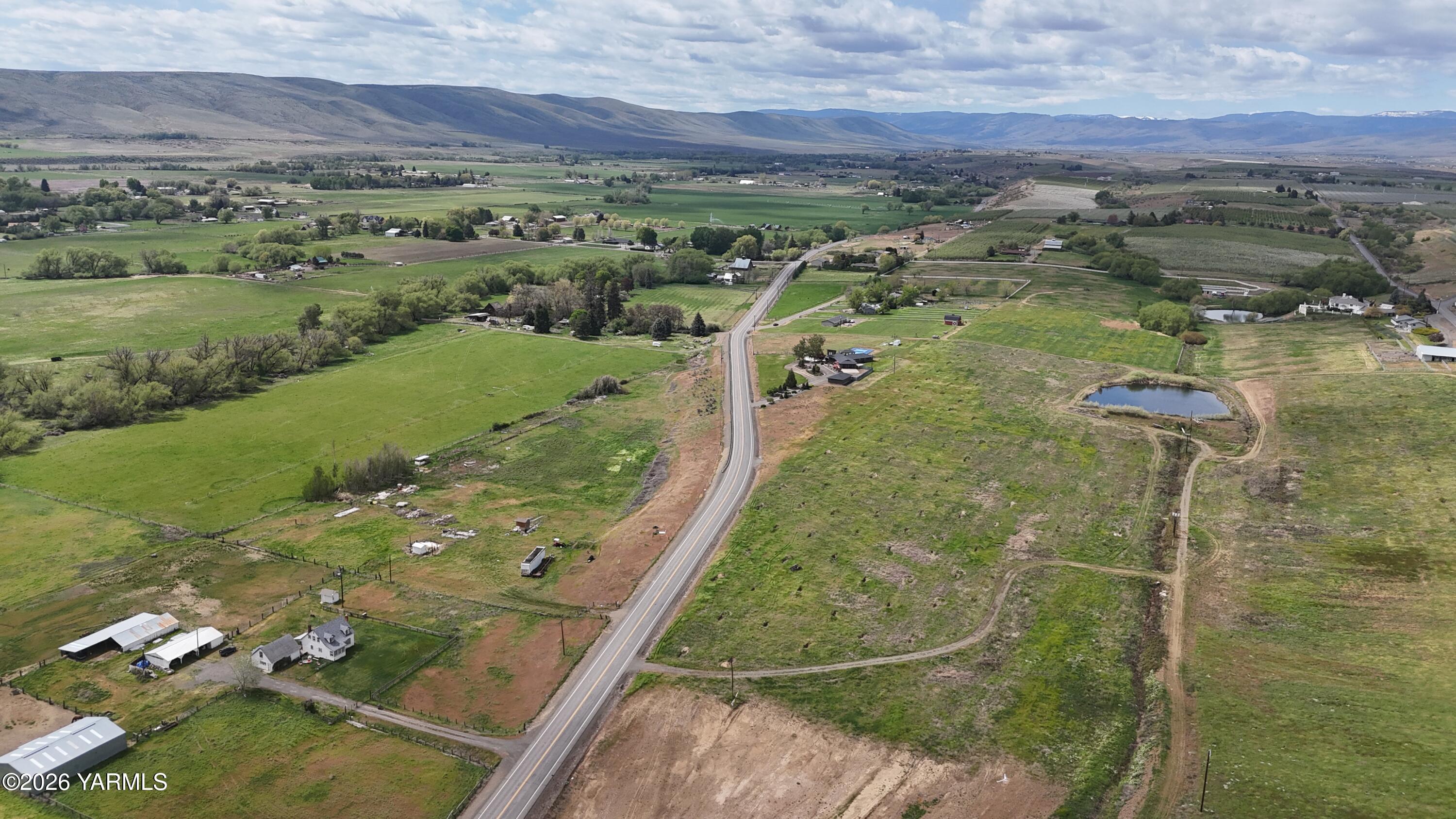 Nka Ahtanum Road Yakima, WA 98903 - Photo 4 of 8 DJI_20260420140821_0062_D