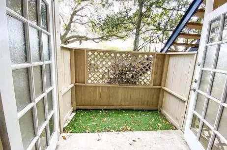 $1,300 | 2121 El Paseo Street, Unit 1314, Houston, TX 77054