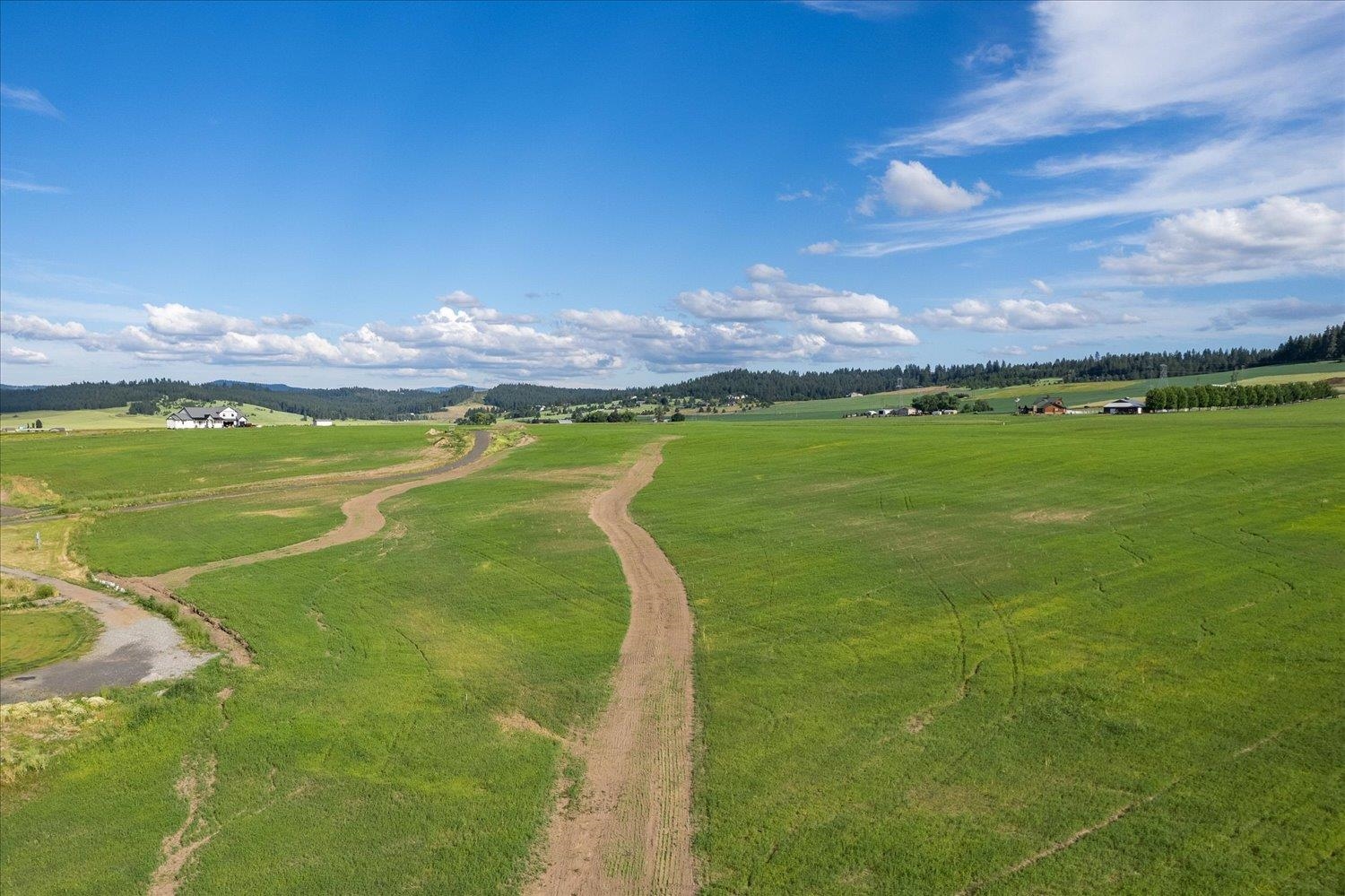11210 North Fairview Road Mead, WA 99021 - Photo 11 of 25