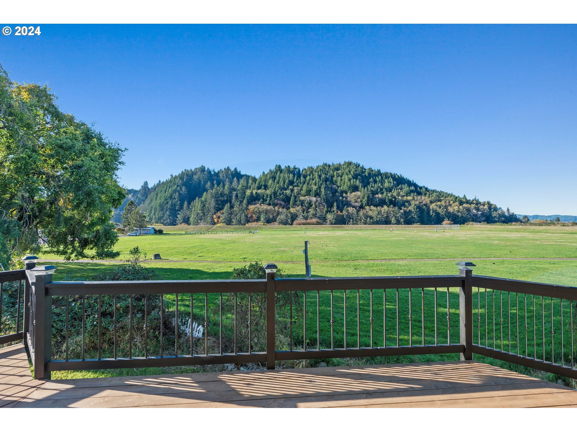 1075 Laurel Avenue Reedsport, OR 97467 - Photo 31 of 35 Gallery Image 31