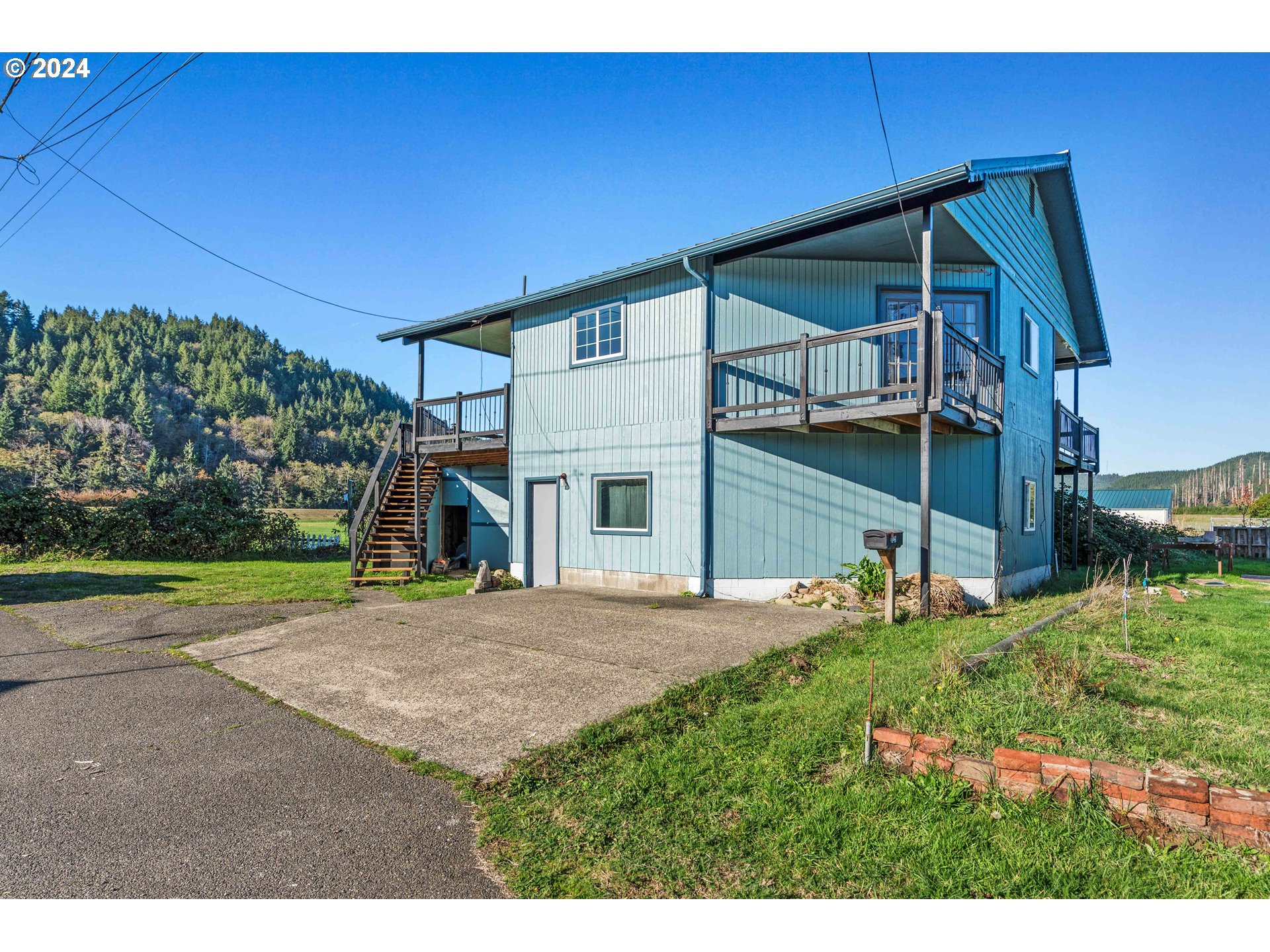 1075 Laurel Avenue Reedsport, OR 97467 - Photo 34 of 35 Gallery Image 34