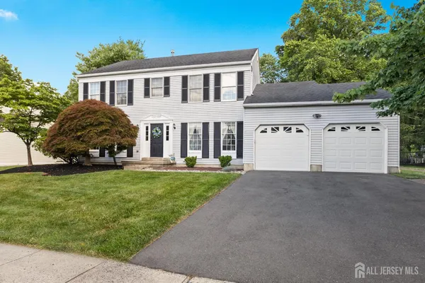 $1,044,000 | 21 Drexel Hill Drive, Kendall Park, NJ 08824