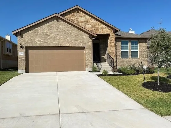 $2,300 | 109 Finstown Street, Hutto, TX 78634