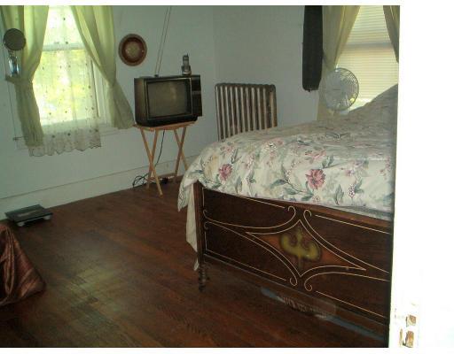 1144 Sumner Avenue Springfield, MA 01118 - Photo 16 of 23 Gallery Image 16