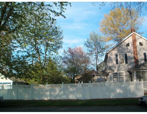 1144 Sumner Avenue Springfield, MA 01118 - Photo 18 of 23 Gallery Image 18