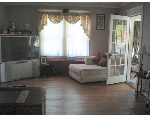 1144 Sumner Avenue Springfield, MA 01118 - Photo 5 of 23 Gallery Image 5