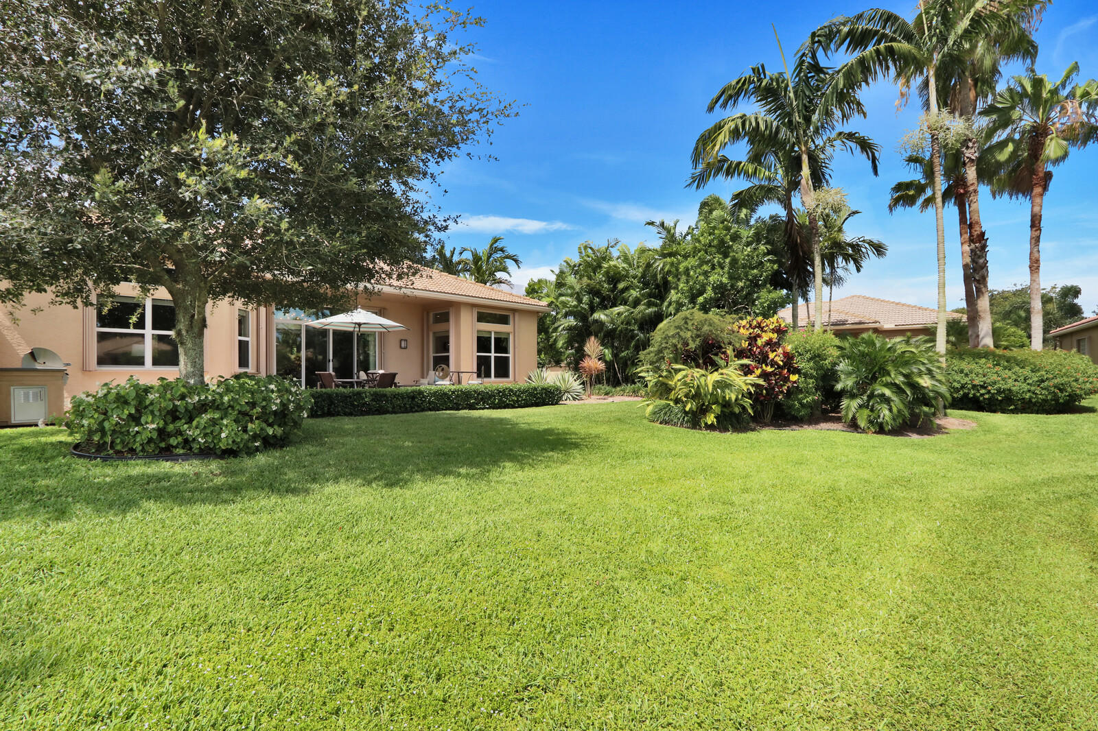 6967 Corning Circle Boynton Beach, FL 33437 - Photo 41 of 62 Room for a pool
