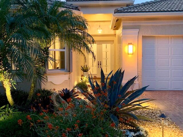 6967 Corning Circle Boynton Beach, FL 33437 - Photo 7 of 62 Entry