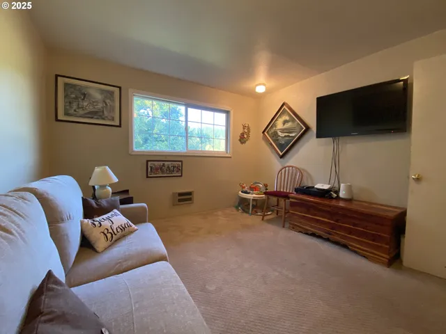 $699,900 | 23801 Northeast Muncton Drive, Yacolt, WA 98675