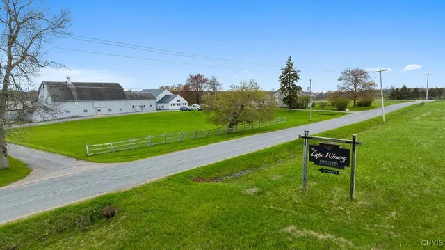 $1,200,000 | 2066 Deerlick Road, Cape Vincent, NY 13618