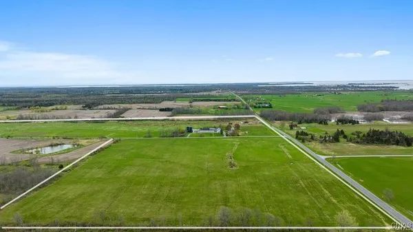$1,200,000 | 2066 Deerlick Road, Cape Vincent, NY 13618