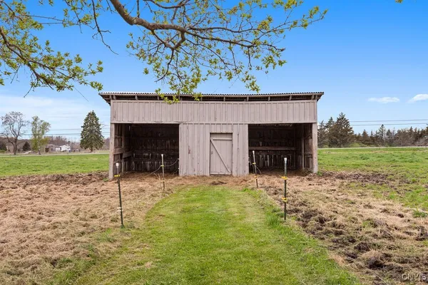 $1,200,000 | 2066 Deerlick Road, Cape Vincent, NY 13618