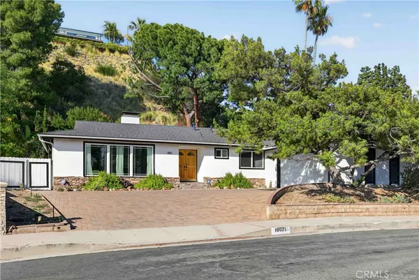 $1,199,000 | 10071 Sully Drive, Sun Valley, CA 91352