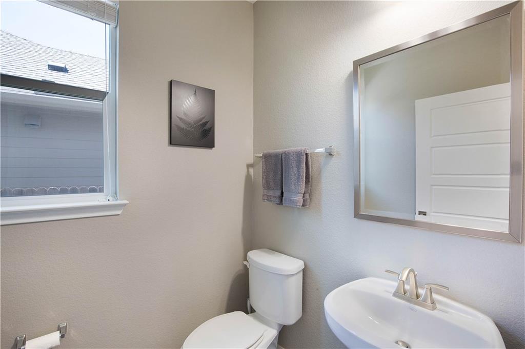 7413 Groundhog Way Austin, TX 78744 - Photo 7 of 40