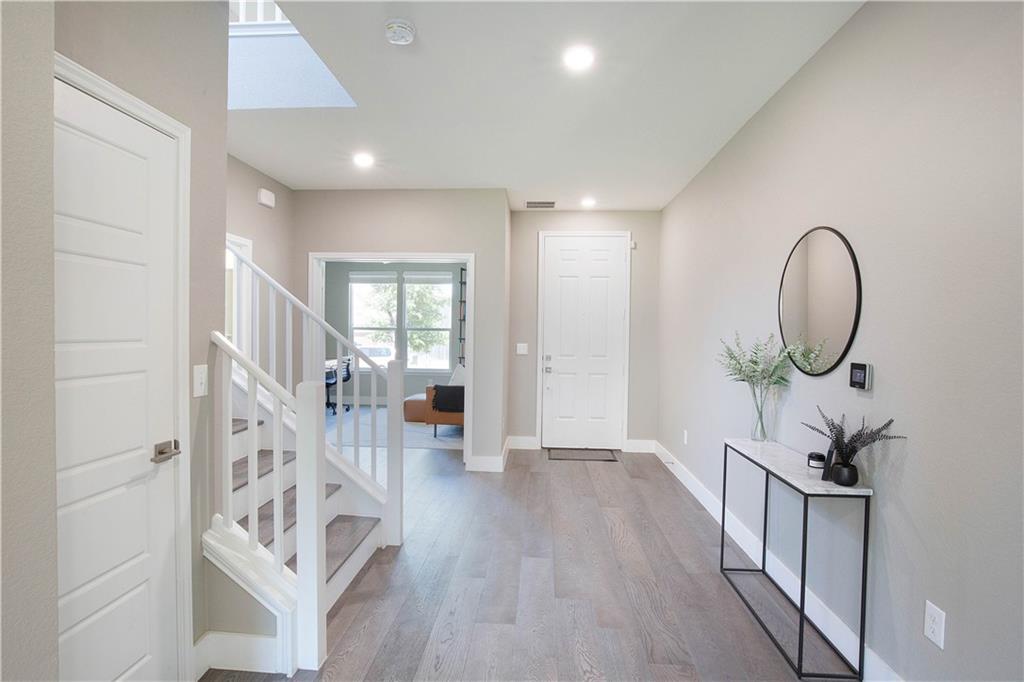 7413 Groundhog Way Austin, TX 78744 - Photo 10 of 40