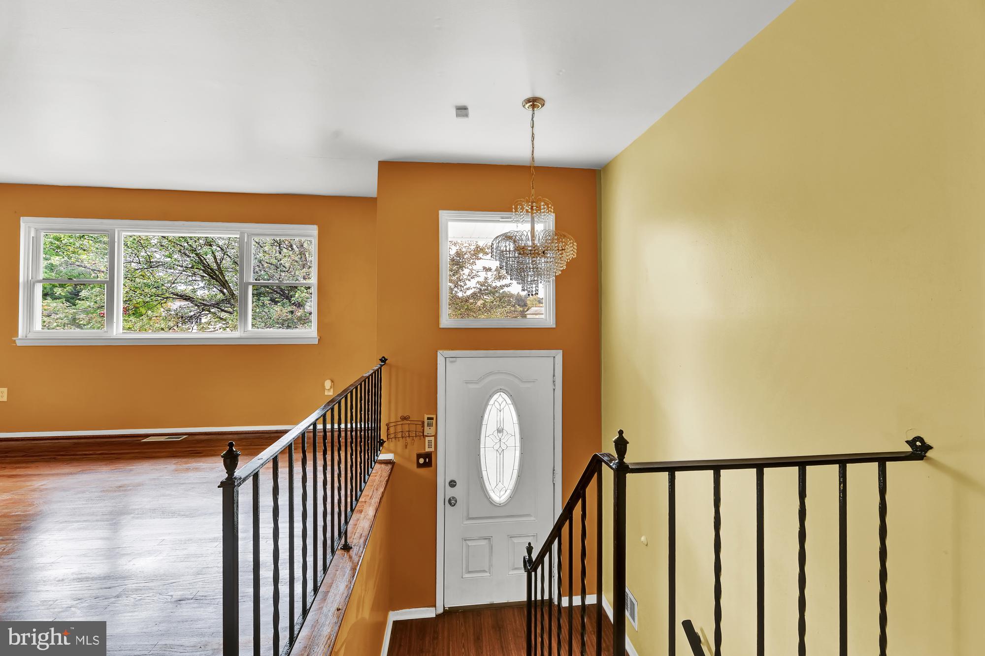 3913 Nemo Road Randallstown, MD 21133 - Photo 8 of 35 Entry way