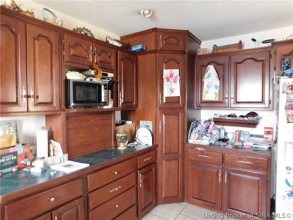 1706 East Lewellen Road Salem, IN 47167 - Photo 13 of 30