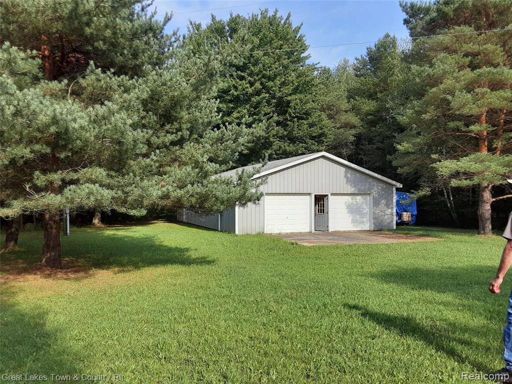 3405 French Line Road Applegate, MI 48401 - Photo 1 of 27